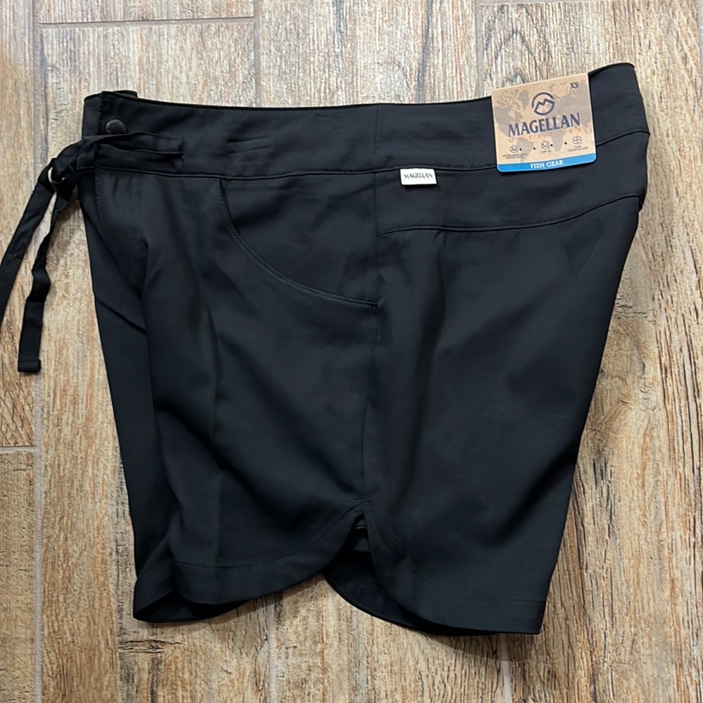 Magellan outdoors fish gear swim kayak water sports shorts NWT size XS